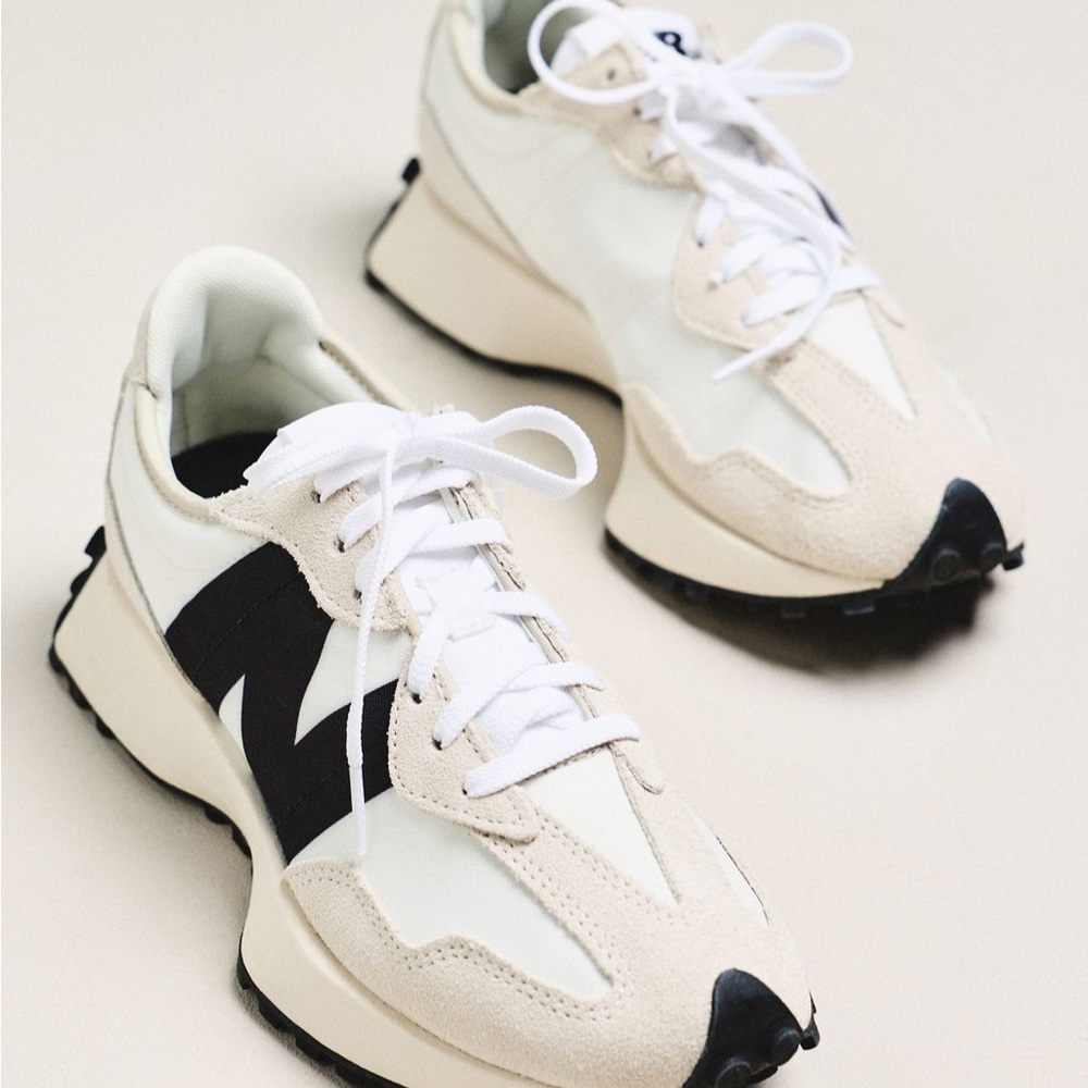 New Balance White Black Cream Low-Top Sneakers - Picture 2 of 8